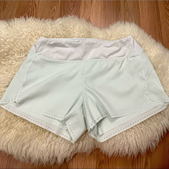 Athleta Shorts Light Mint Double Layer Perforated Hem S - Picture 1 of 7